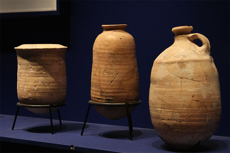 "Ancient Pottery from the Holy Land" by Jim, the Photographer is licensed under CC BY 2.0.