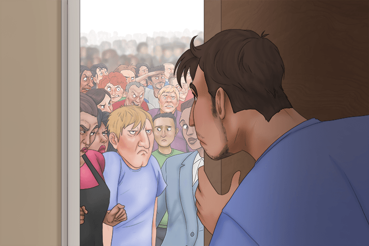 A crowd was waiting outside my front door (dehors).