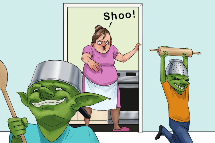 They wanted to play in the kitchen but mum just shooed them away (jouer)