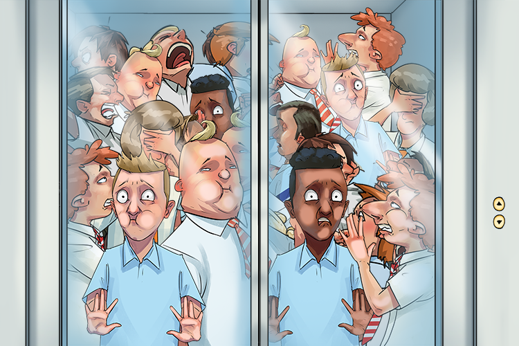 The students all crammed into the elevator (élève)