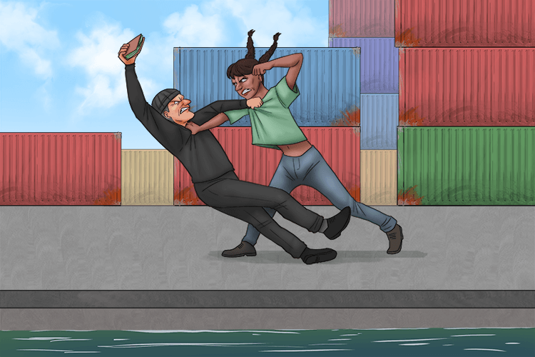 My wallet was stolen at the port and a fight (portefeuille) broke out.